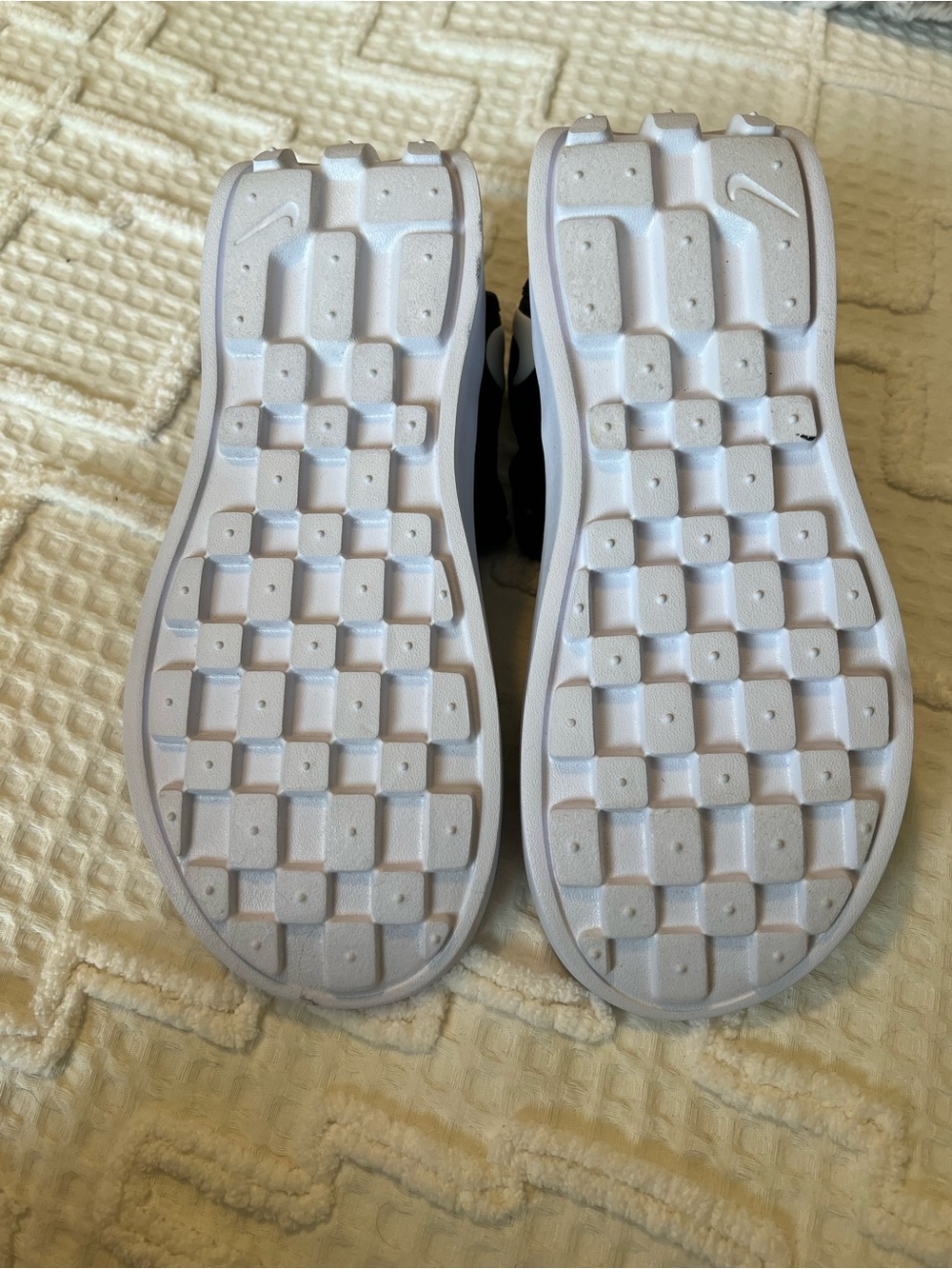 Nike Black and White Sport Sandals with Adjustable Straps Women’s Size 8 - Picture 6 of 6